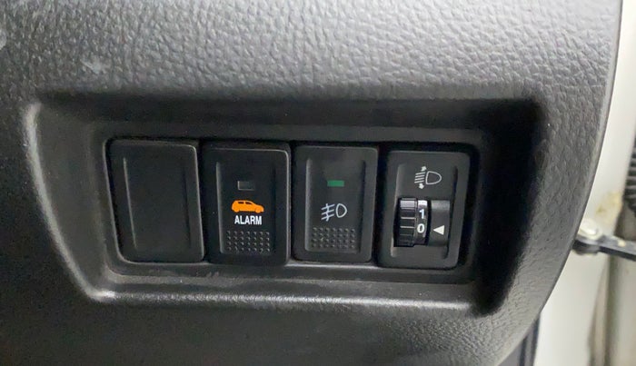 2014 Maruti Swift VXI, Petrol, Manual, 86,973 km, Dashboard - Headlight height adjustment not working