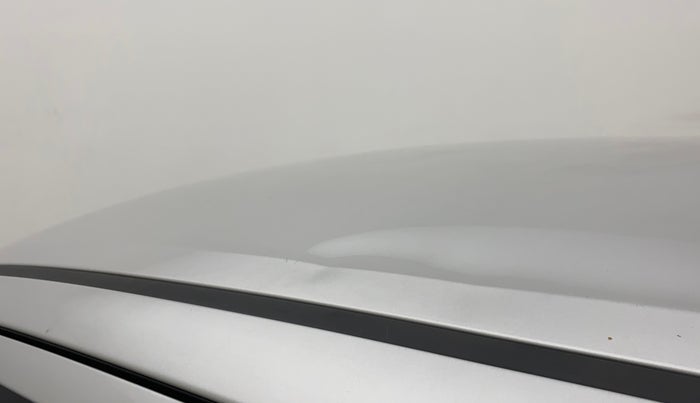 2014 Maruti Swift VXI, Petrol, Manual, 86,973 km, Roof - Slightly dented