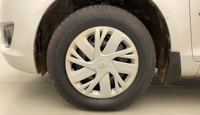 2014 Maruti Swift VXI, Petrol, Manual, 86,973 km, Left Front Wheel