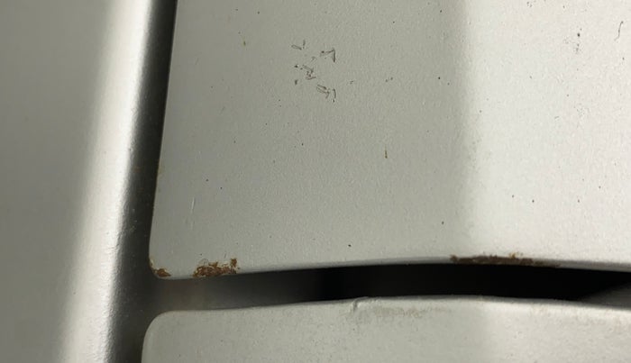 2014 Maruti Swift VXI, Petrol, Manual, 86,973 km, Front passenger door - Slight discoloration