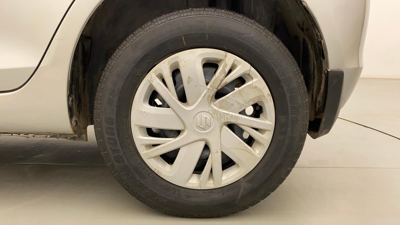2014 Maruti Swift VXI, Petrol, Manual, 86,973 km, Left Rear Wheel
