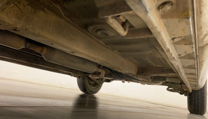 2014 Maruti Swift VXI, Petrol, Manual, 86,973 km, Right Side Underbody