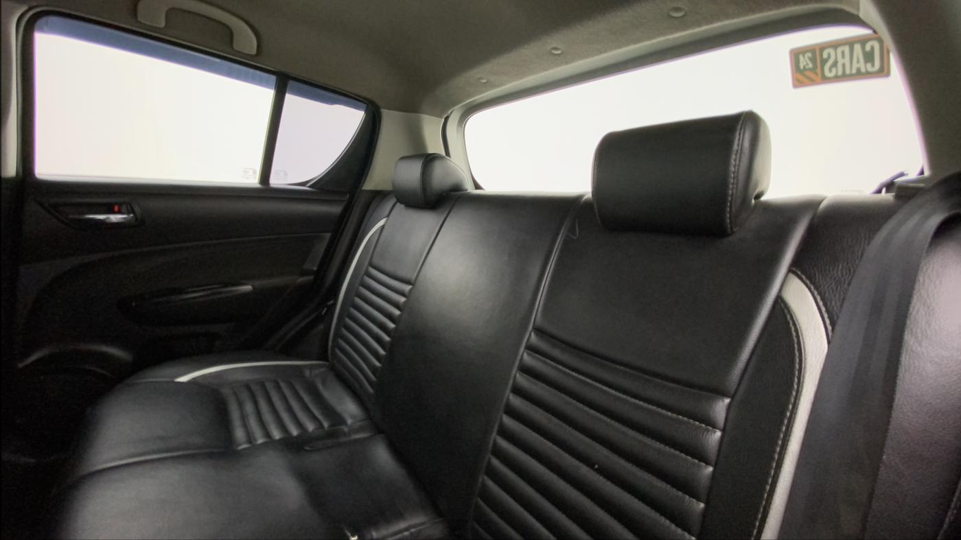 2014 Maruti Swift VXI, Petrol, Manual, 86,973 km, Right Side Rear Door Cabin