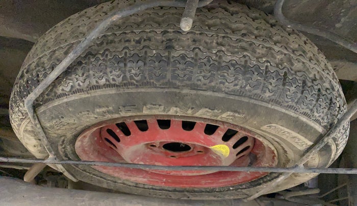 2020 Renault TRIBER RXE MT, Petrol, Manual, 44,923 km, Spare Tyre