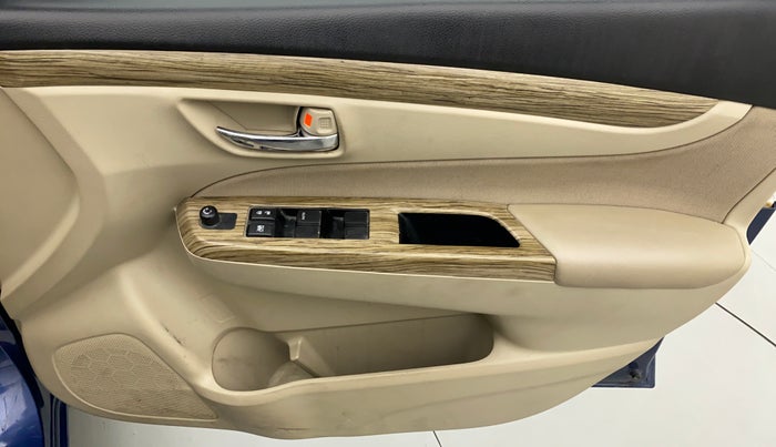 2018 Maruti Ciaz DELTA 1.5 SHVS VVT MT, Petrol, Manual, 29,219 km, Driver Side Door Panels Control