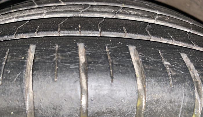 2019 Maruti Baleno ALPHA CVT PETROL 1.2, Petrol, Automatic, 51,545 km, Left Front Tyre Tread