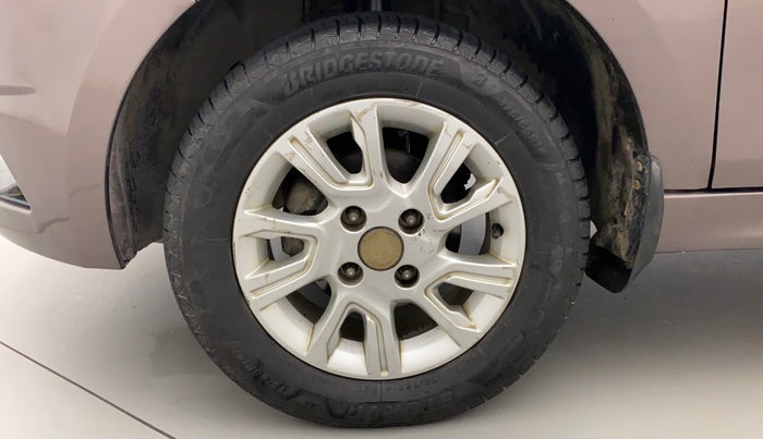 2017 Tata Tiago XZ PETROL, Petrol, Manual, 75,452 km, Left Front Wheel