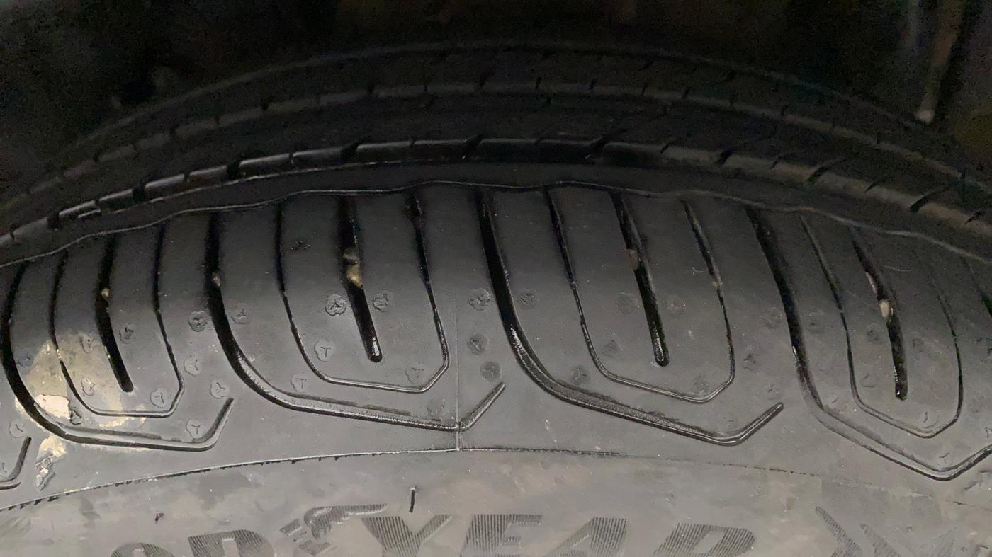 2017 Tata Tiago XZ PETROL, Petrol, Manual, 75,452 km, Left Rear Tyre Tread
