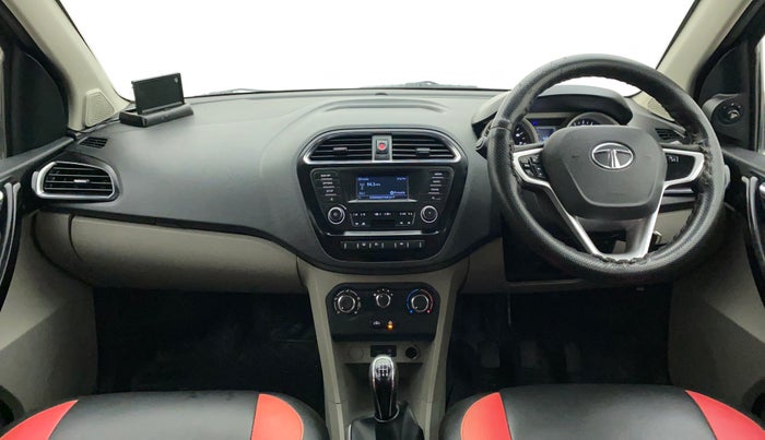 2017 Tata Tiago XZ PETROL, Petrol, Manual, 75,452 km, Dashboard