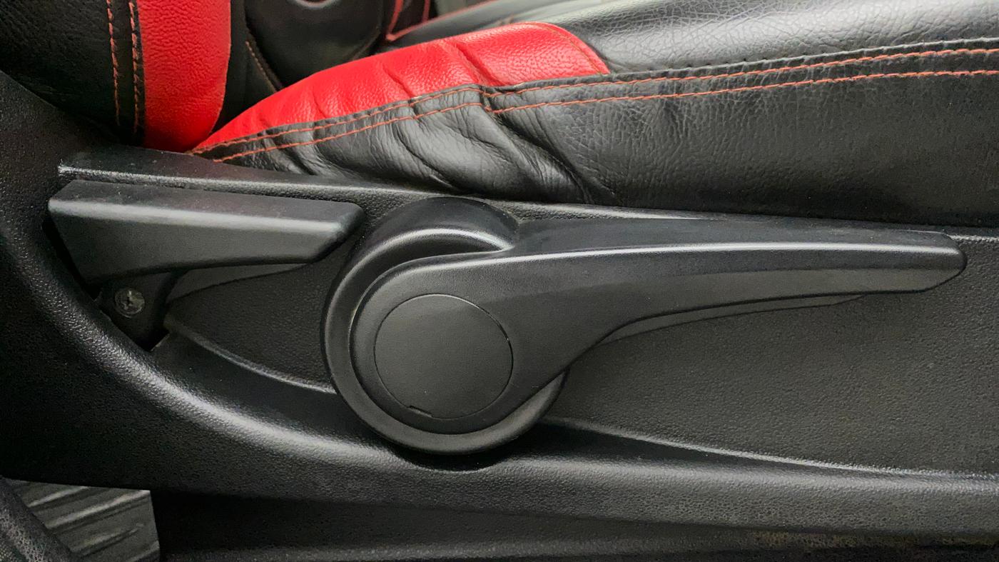 2017 Tata Tiago XZ PETROL, Petrol, Manual, 75,452 km, Driver Side Adjustment Panel