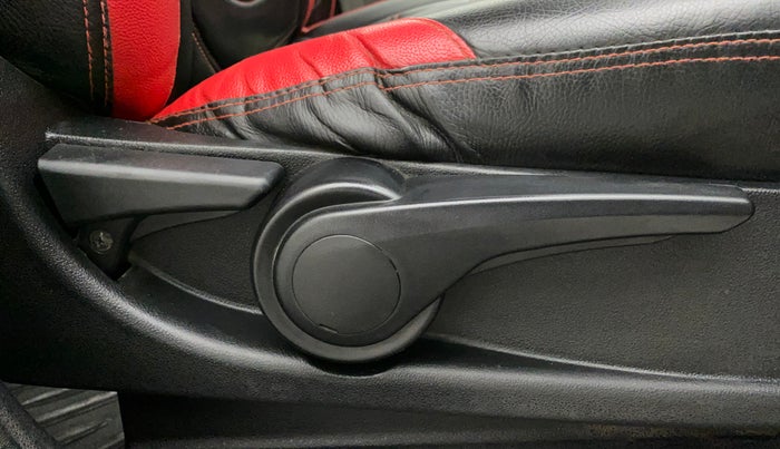 2017 Tata Tiago XZ PETROL, Petrol, Manual, 75,452 km, Driver Side Adjustment Panel