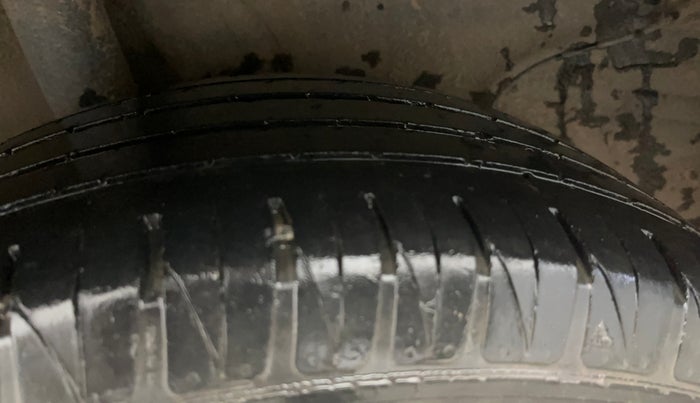 2020 KIA SONET HTX 1.0 IMT, Petrol, Manual, 77,635 km, Right Rear Tyre Tread