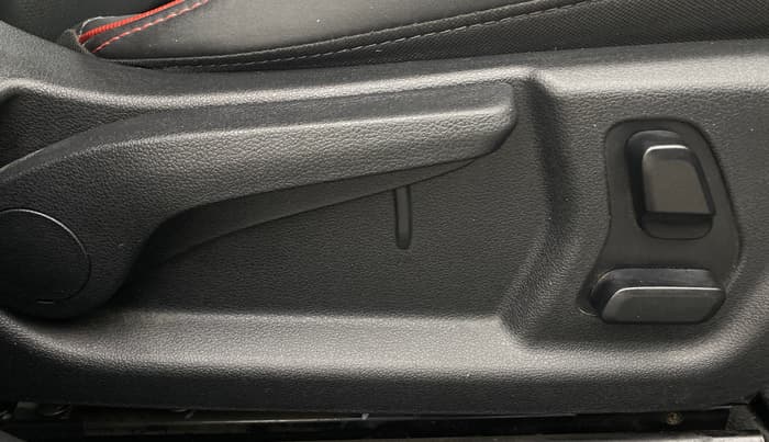 2024 Hyundai Verna SX (O) 1.5 TURBO PETROL DCT, Petrol, Automatic, 7,501 km, Driver Side Adjustment Panel