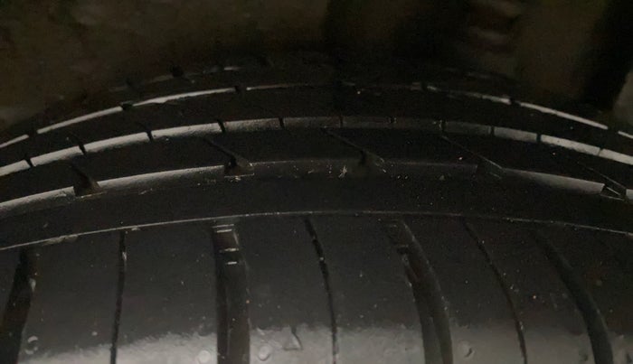 2022 KIA SELTOS HTX 1.5 PETROL, Petrol, Manual, 44,214 km, Left Rear Tyre Tread