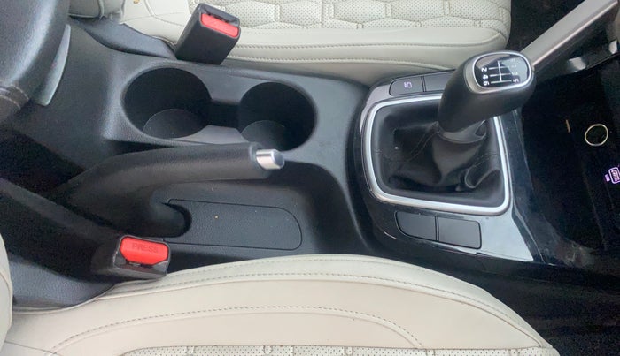 2022 KIA SELTOS HTX 1.5 PETROL, Petrol, Manual, 44,214 km, Gear Lever