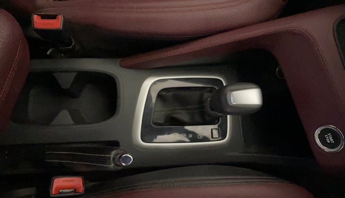 2023 Nissan MAGNITE XV PREMIUM TURBO CVT, Petrol, Automatic, 18,724 km, Gear Lever