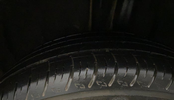 2023 Nissan MAGNITE XV PREMIUM TURBO CVT, Petrol, Automatic, 18,724 km, Left Rear Tyre Tread