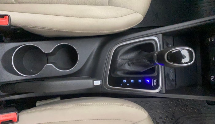 2021 Hyundai Verna SX 1.5 VTVT IVT, Petrol, Automatic, 40,313 km, Gear Lever