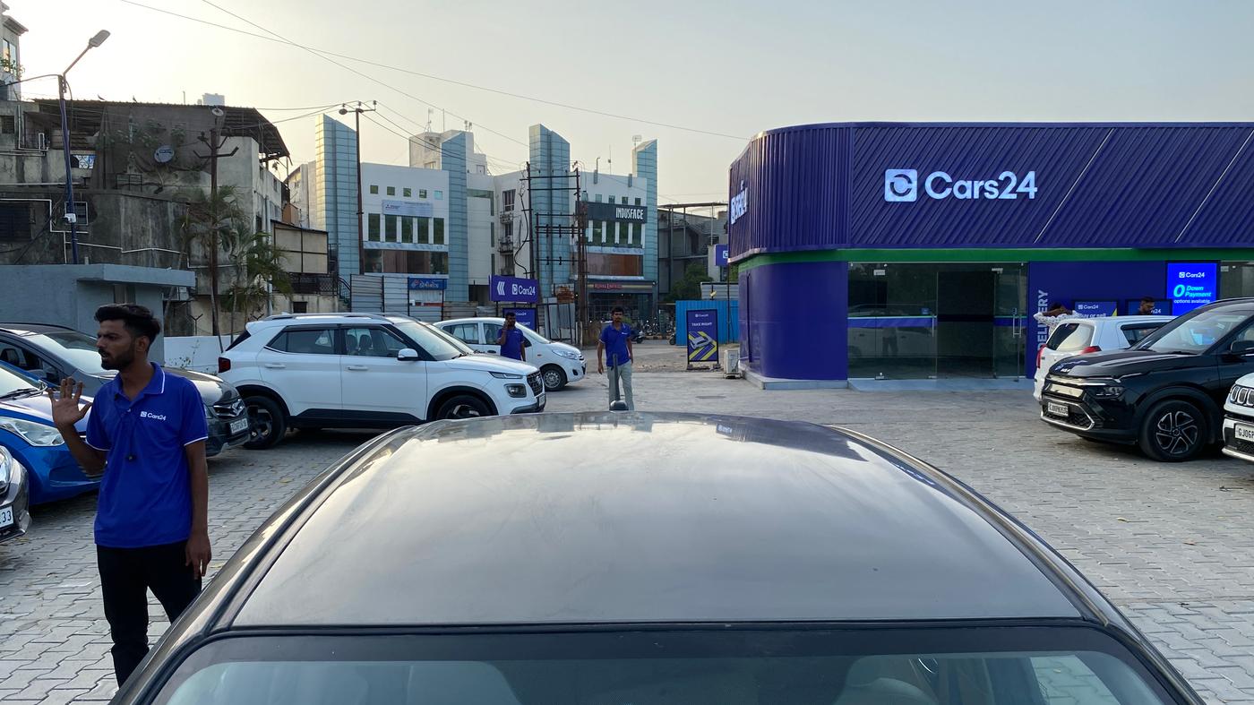 2019 Maruti Dzire VXI, Petrol, Manual, 74,680 km, Moonroof/ Sunroof