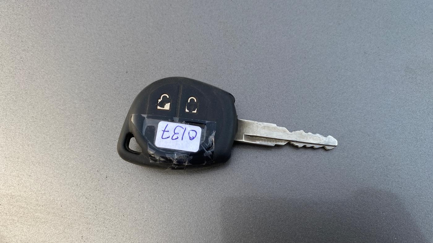 2019 Maruti Dzire VXI, Petrol, Manual, 74,680 km, Key Close Up