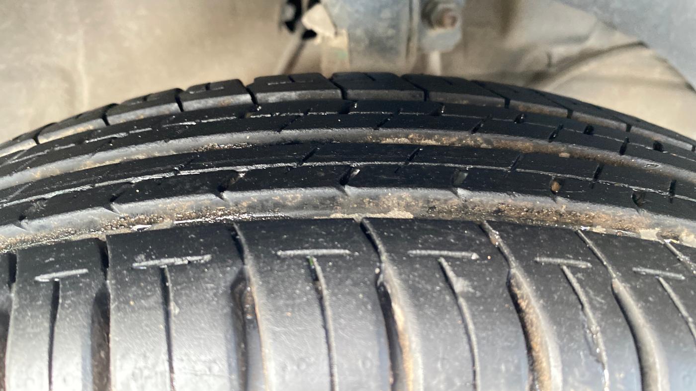 2019 Maruti Dzire VXI, Petrol, Manual, 74,680 km, Right Front Tyre Tread