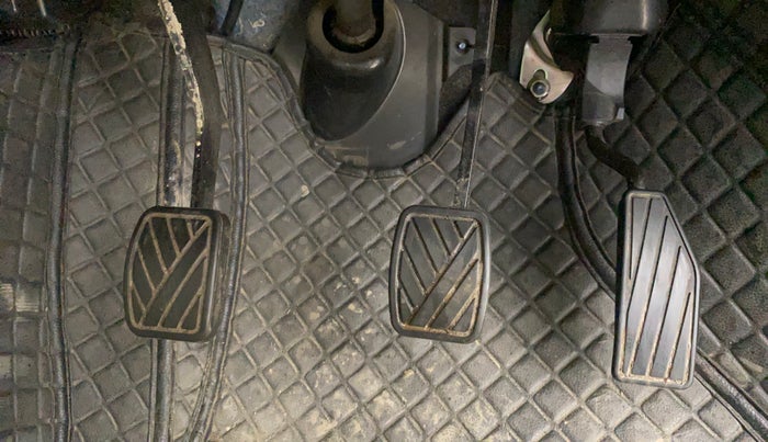 2019 Maruti New Wagon-R ZXI 1.2, Petrol, Manual, 38,996 km, Pedals