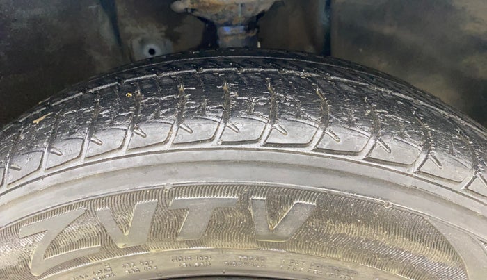 2019 Maruti New Wagon-R ZXI 1.2, Petrol, Manual, 38,996 km, Right Front Tyre Tread