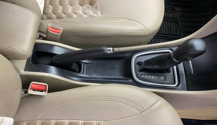 2015 Maruti Ciaz VXI+AT, Petrol, Automatic, 94,706 km, Gear Lever