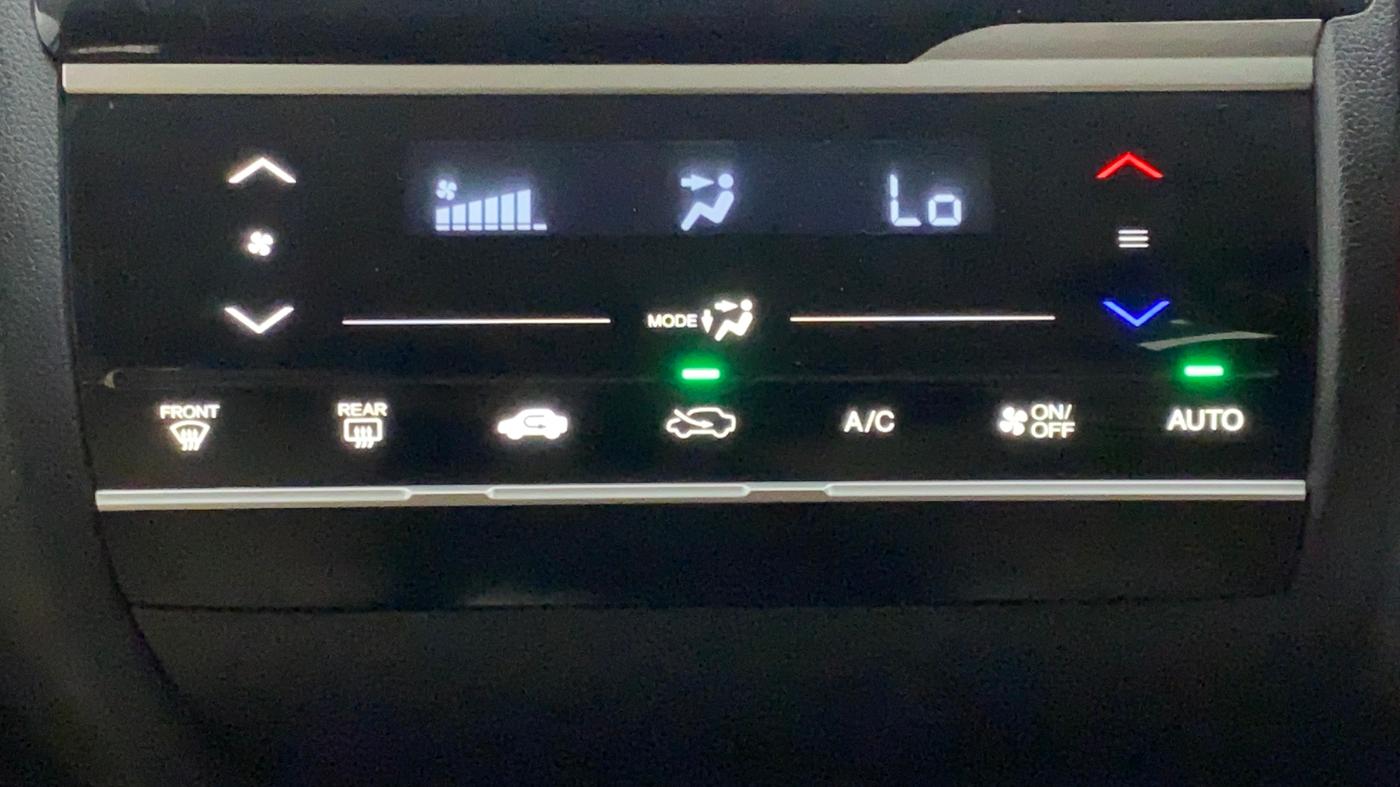 2019 Honda Jazz 1.2L I-VTEC V CVT, Petrol, Automatic, 15,375 km, Automatic Climate Control