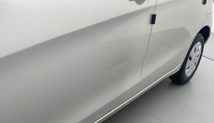 2014 Maruti Celerio VXI d, Petrol, Manual, 90,008 km, Front passenger door - Slightly dented