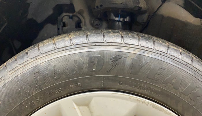 2020 Hyundai VENUE S 1.2, Petrol, Manual, 47,778 km, Left Front Tyre Tread