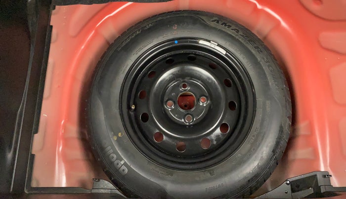 2019 Maruti Swift VXI, Petrol, Manual, 33,813 km, Spare Tyre