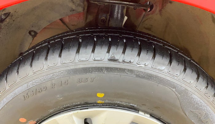 2019 Maruti Swift VXI, Petrol, Manual, 33,813 km, Left Front Tyre Tread