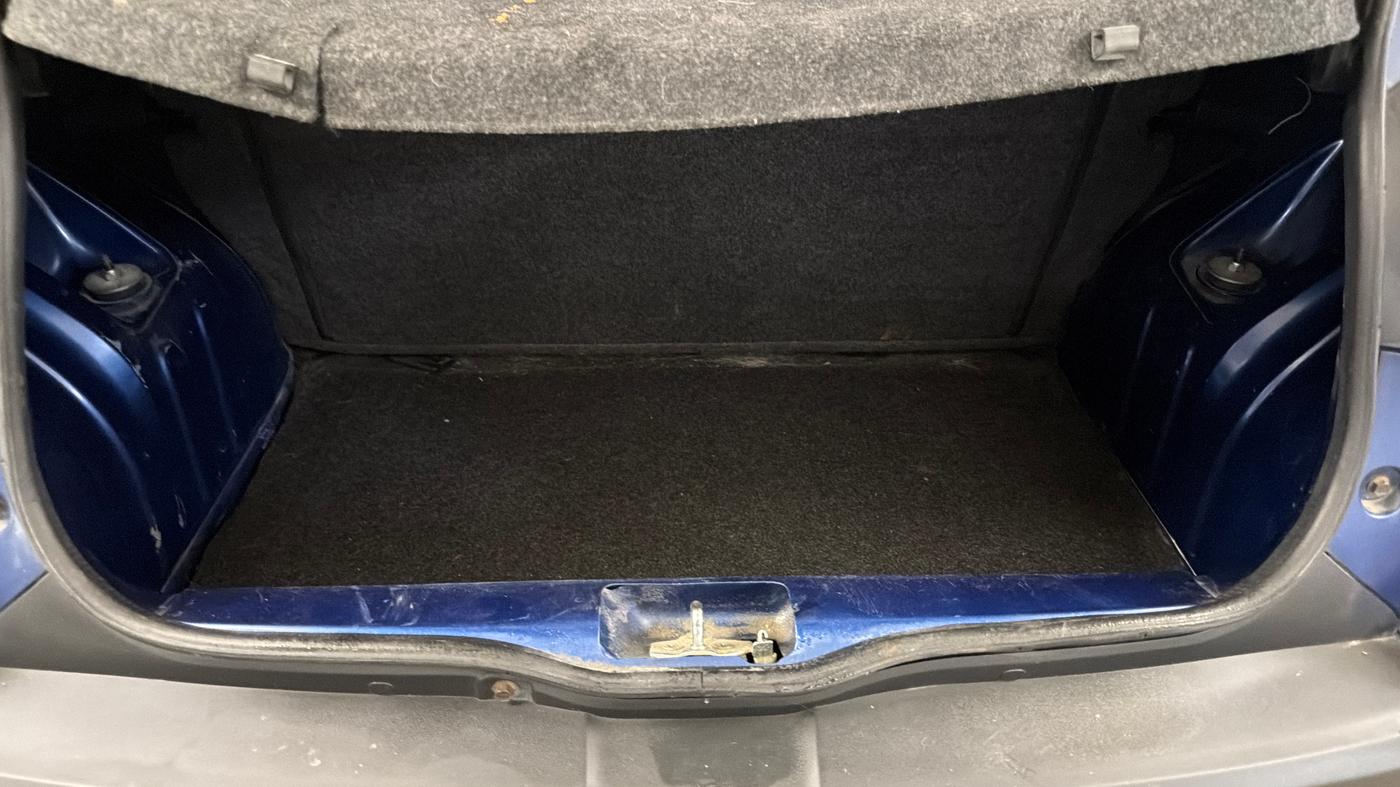 2019 Renault Kwid CLIMBER 1.0, Petrol, Manual, 21,129 km, Boot Inside