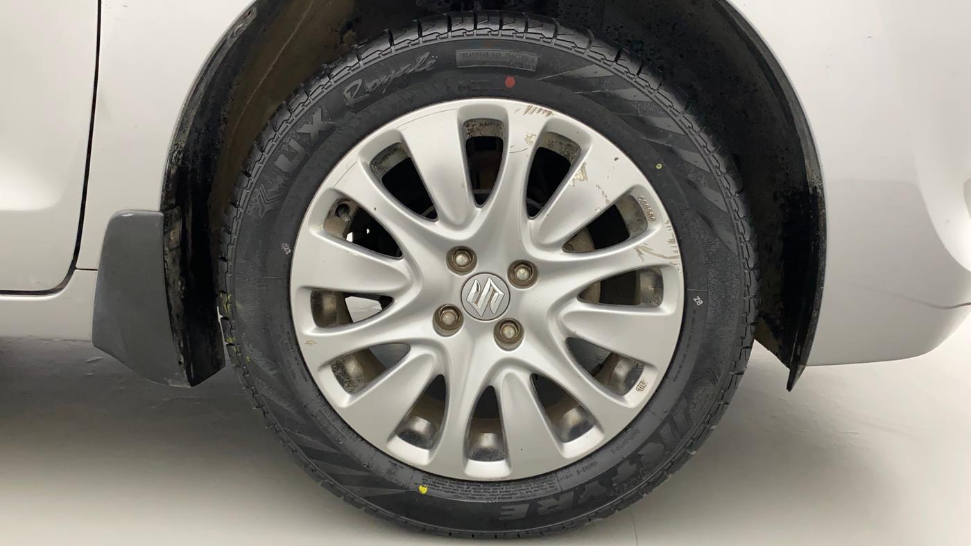 2017 Maruti Baleno ZETA PETROL 1.2, Petrol, Manual, 52,011 km, Right Front Wheel