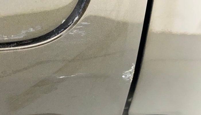 2018 Renault Kwid RXT 1.0 AMT (O), Petrol, Automatic, 44,462 km, Right quarter panel - Minor scratches
