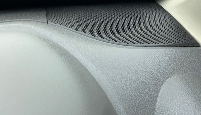 2018 Renault Kwid RXT 1.0 AMT (O), Petrol, Automatic, 44,462 km, Speaker