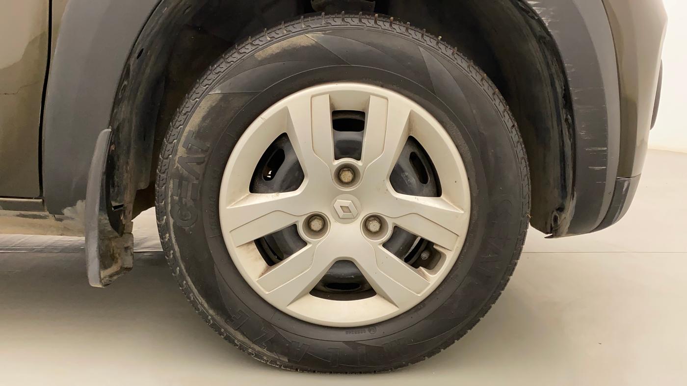2018 Renault Kwid RXT 1.0 AMT (O), Petrol, Automatic, 44,462 km, Right Front Wheel