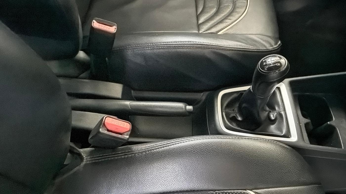 2020 Maruti Swift LXI, Petrol, Manual, 50,718 km, Gear Lever