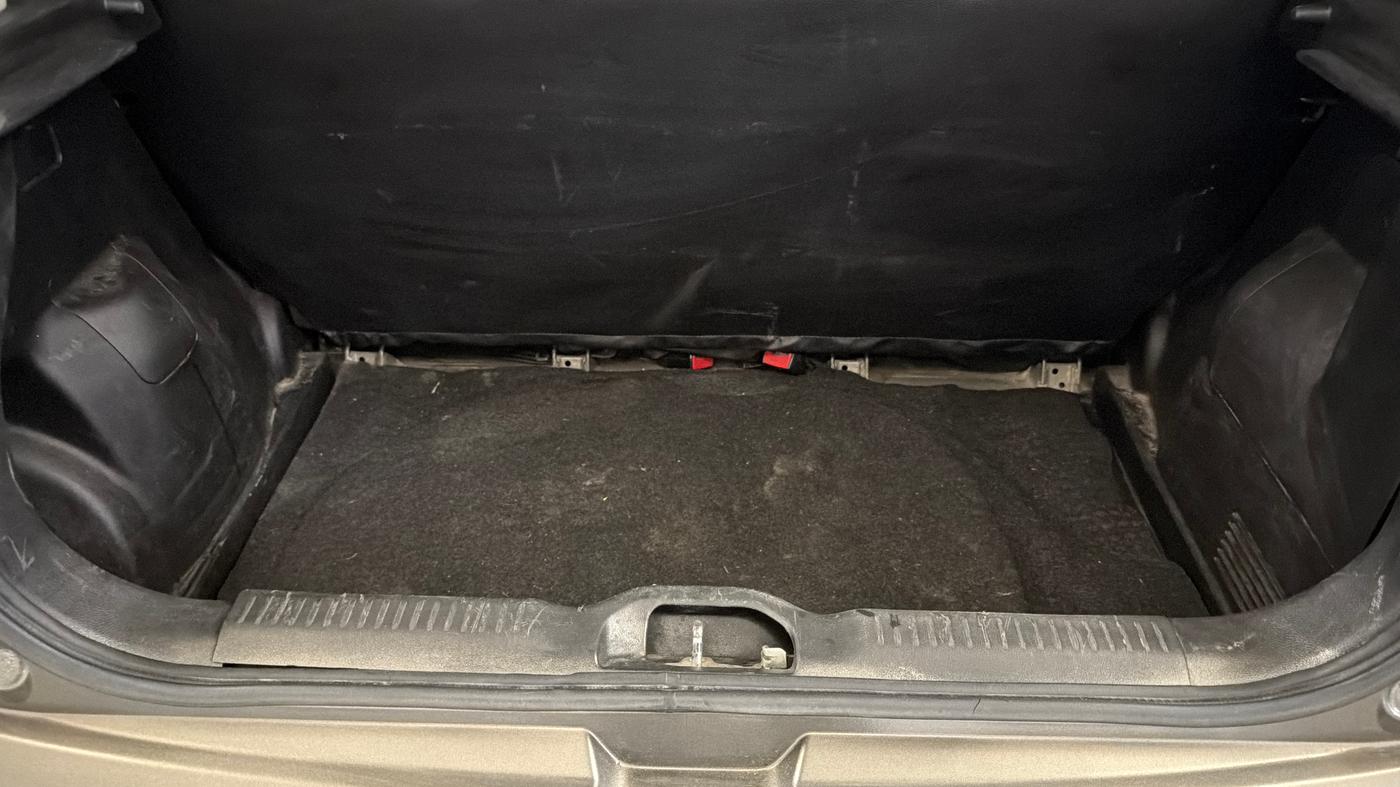 2020 Maruti Swift LXI, Petrol, Manual, 50,718 km, Boot Inside
