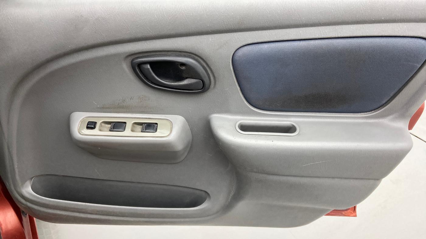 2012 Maruti Alto K10 VXI, Petrol, Manual, 44,793 km, Driver Side Door Panels Control