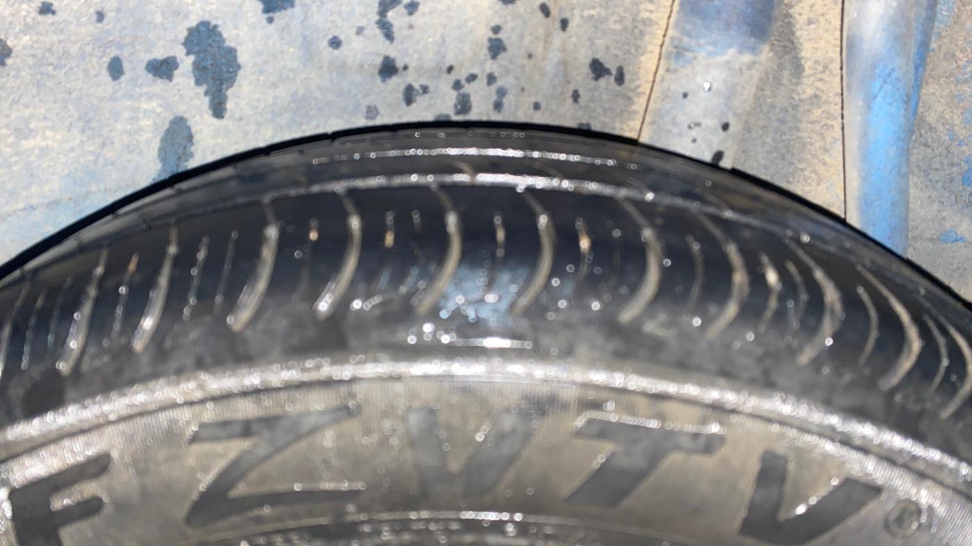 2019 Maruti S PRESSO VXI PLUS AMT, Petrol, Automatic, 33,802 km, Left Rear Tyre Tread