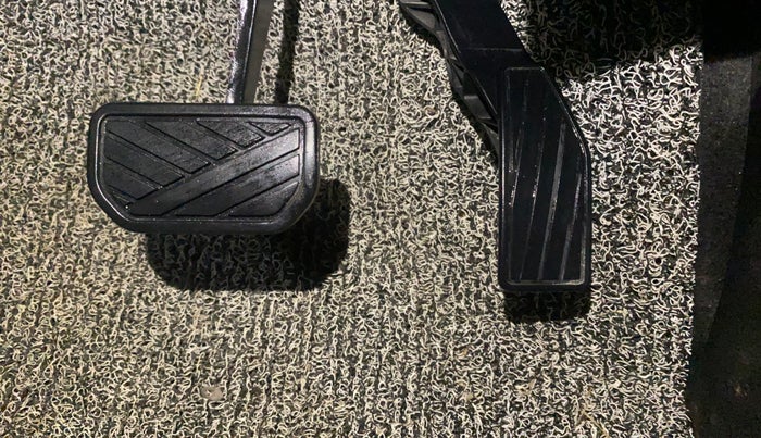 2019 Maruti S PRESSO VXI PLUS AMT, Petrol, Automatic, 33,802 km, Pedals