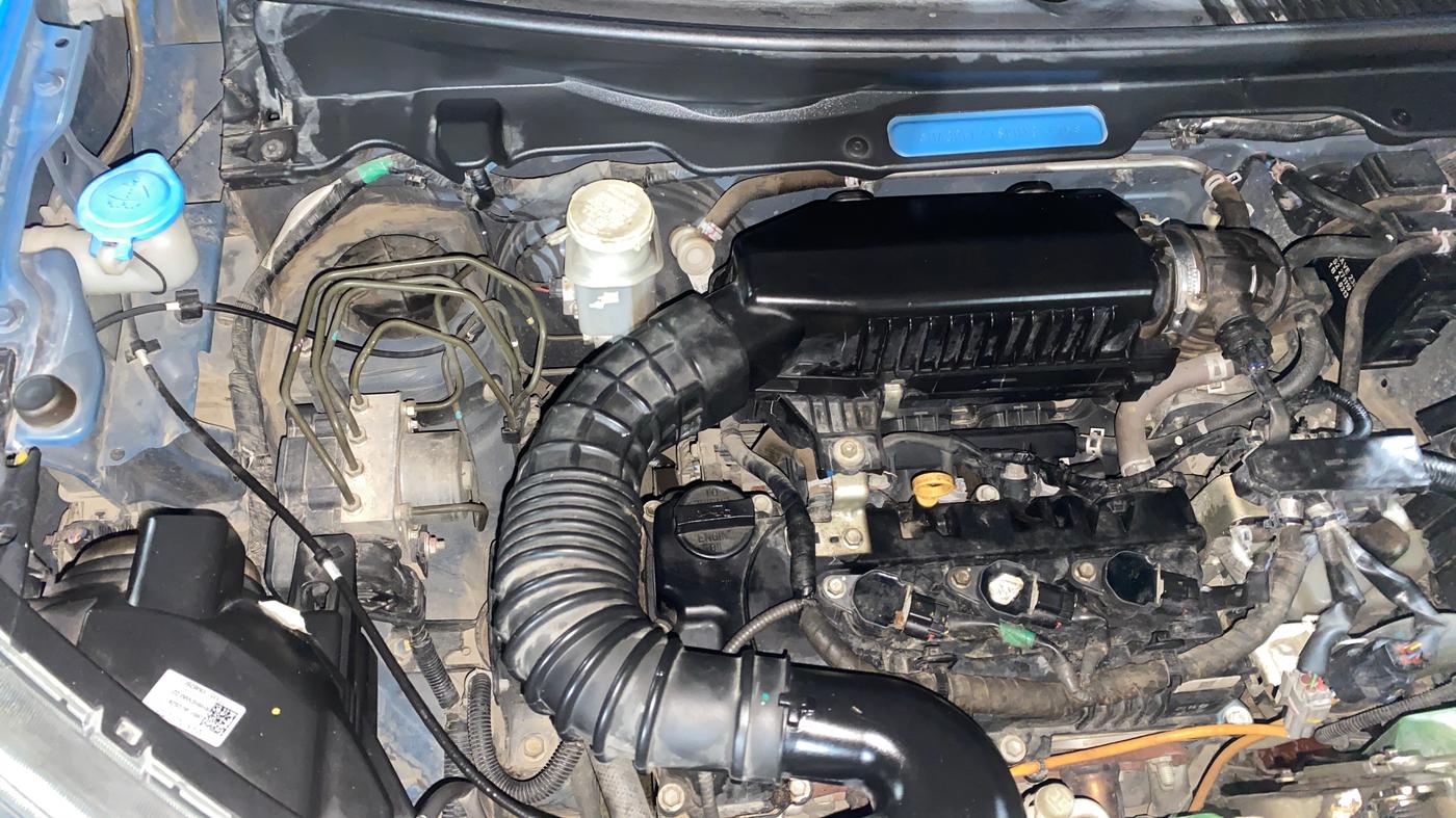 2019 Maruti S PRESSO VXI PLUS AMT, Petrol, Automatic, 33,802 km, Engine View - Right