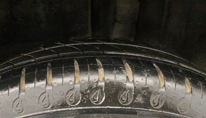 2020 Renault Kwid RXL, Petrol, Manual, 13,857 km, Left Rear Tyre Tread