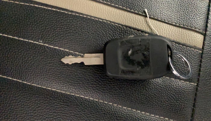 2020 Renault Kwid RXL, Petrol, Manual, 13,857 km, Key Close Up