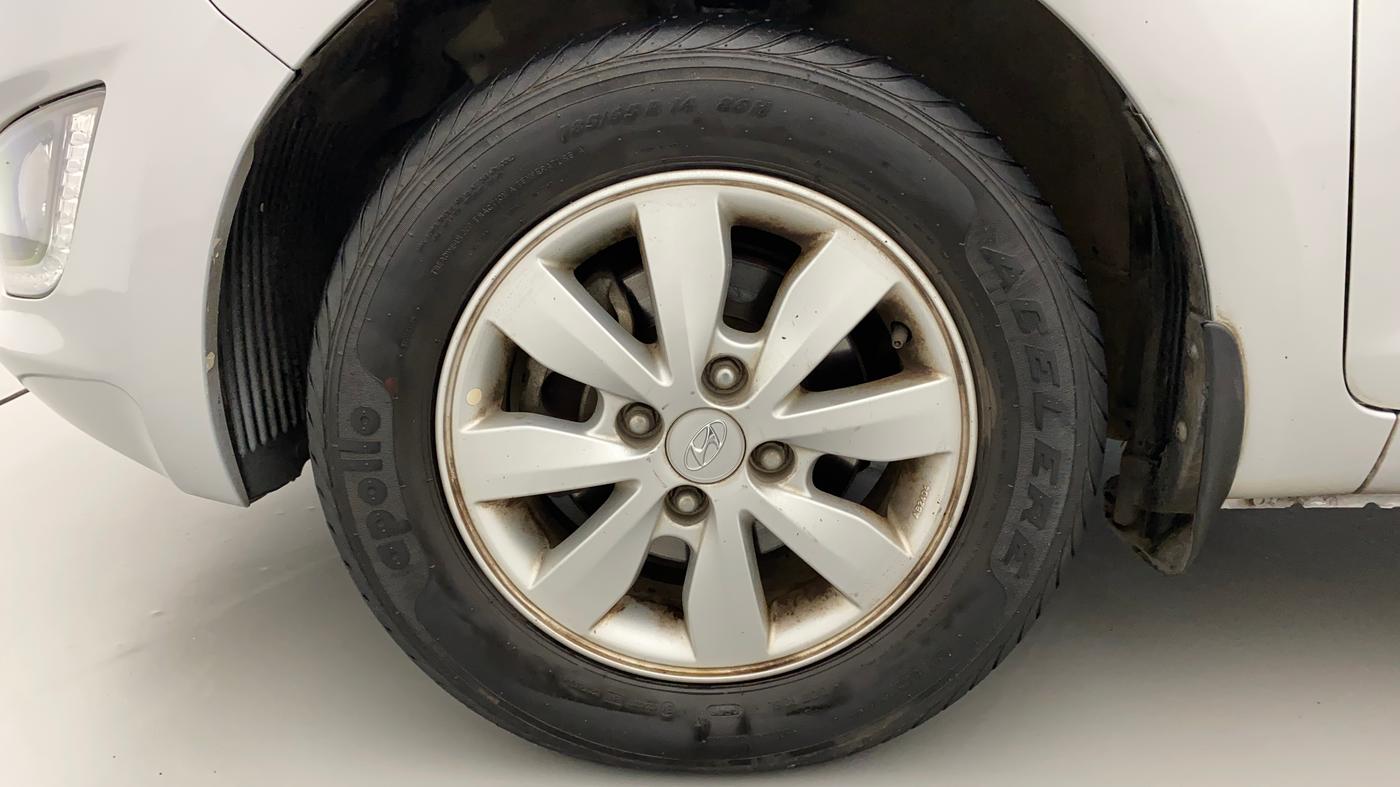2013 Hyundai i20 SPORTZ 1.2, Petrol, Manual, 52,896 km, Left Front Wheel