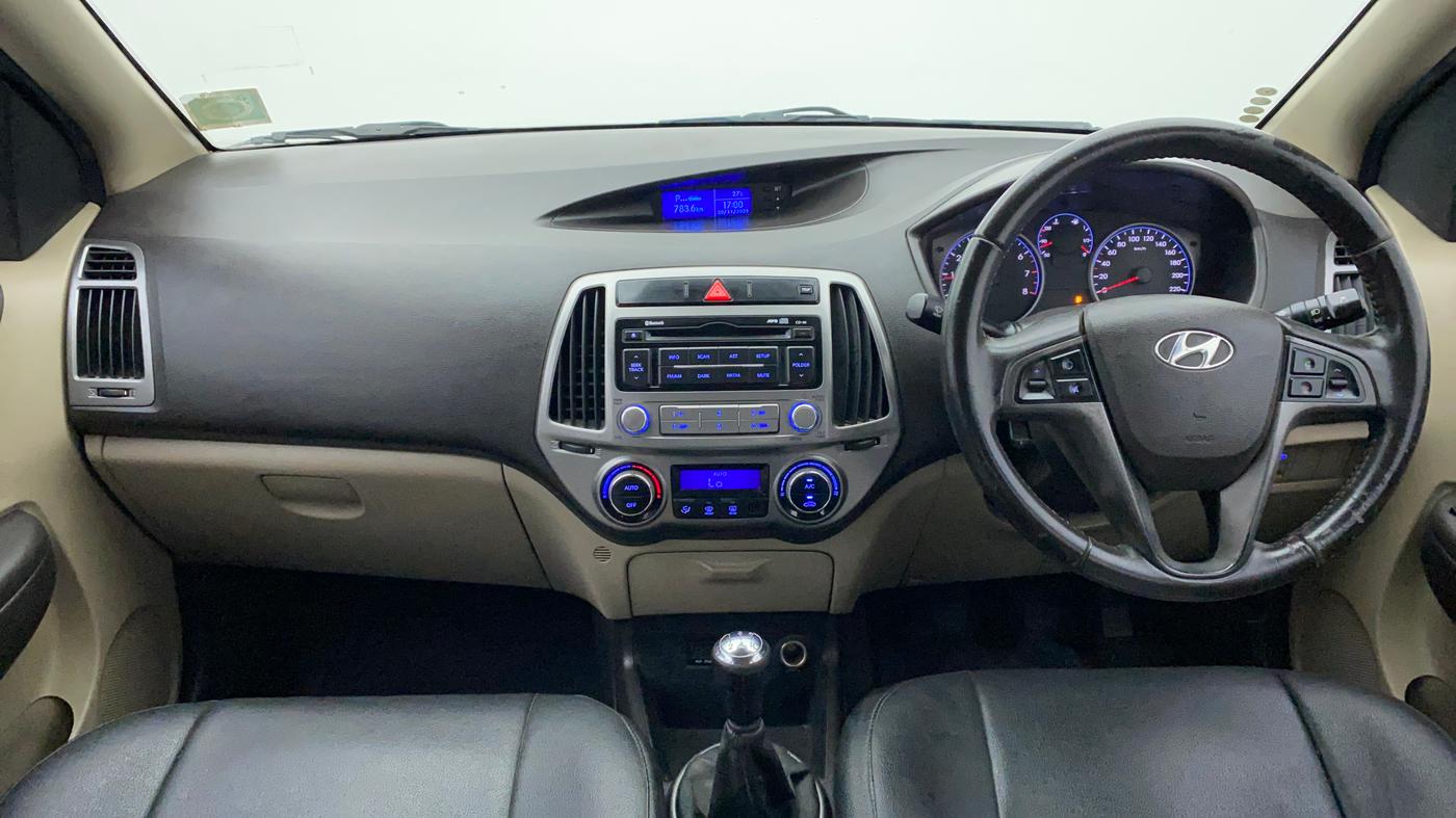 2013 Hyundai i20 SPORTZ 1.2, Petrol, Manual, 52,896 km, Dashboard