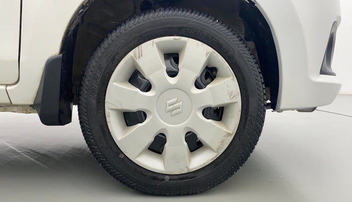 2016 Maruti Alto K10 VXI P, Petrol, Manual, 28,156 km, Right Front Wheel