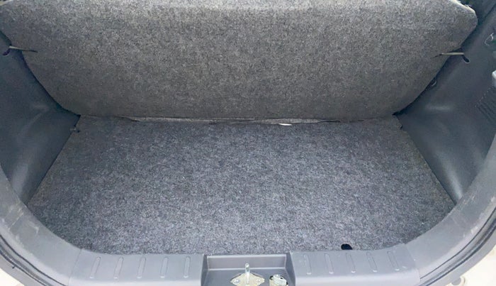 2016 Maruti Alto K10 VXI P, Petrol, Manual, 28,156 km, Boot Inside